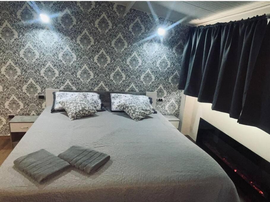 Suites Grey In Centro Randazzo Εξωτερικό φωτογραφία